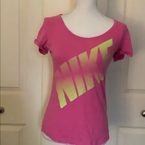 Nike tee